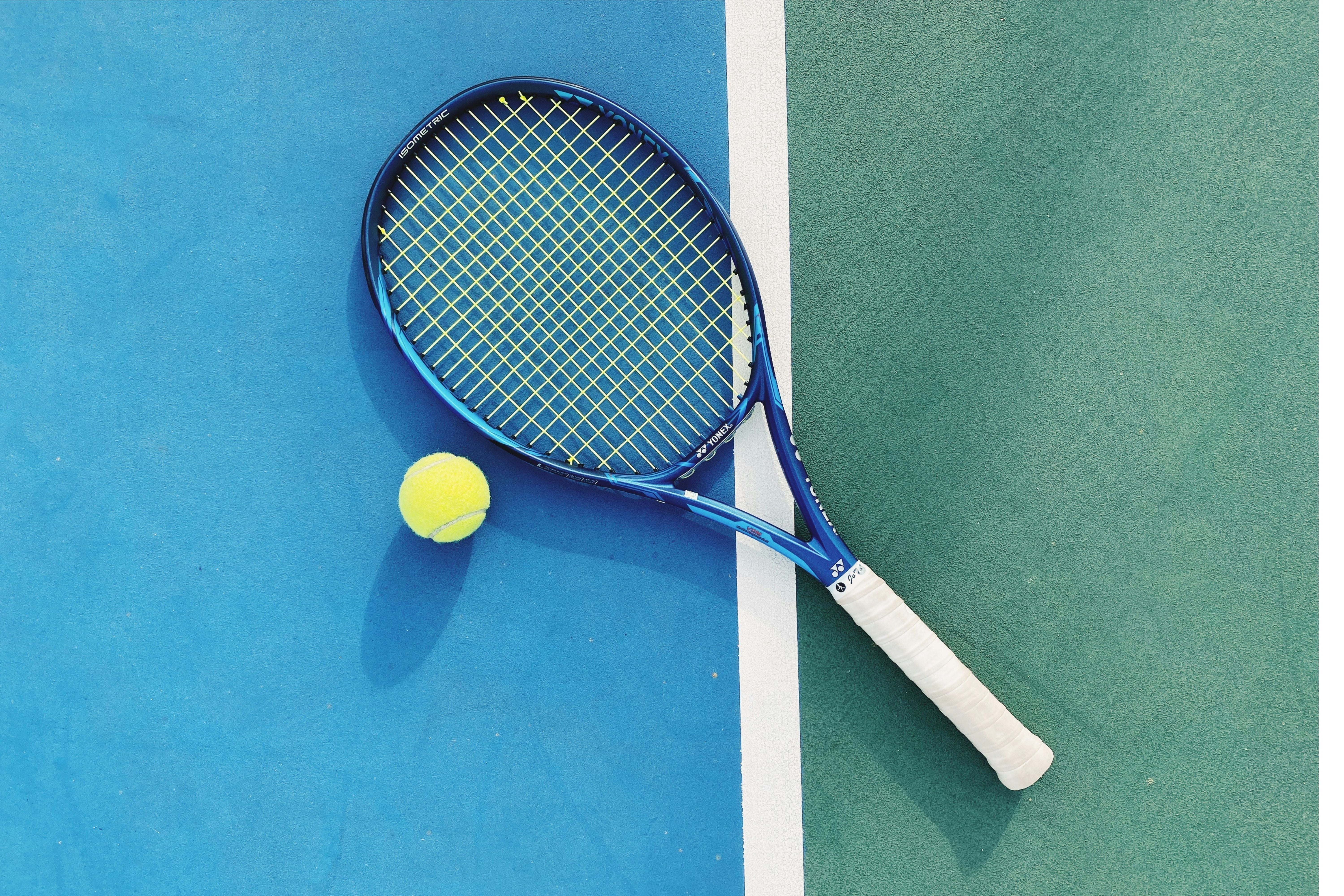 Top 10 Must-Have Tennis Accessories for Competitive Players